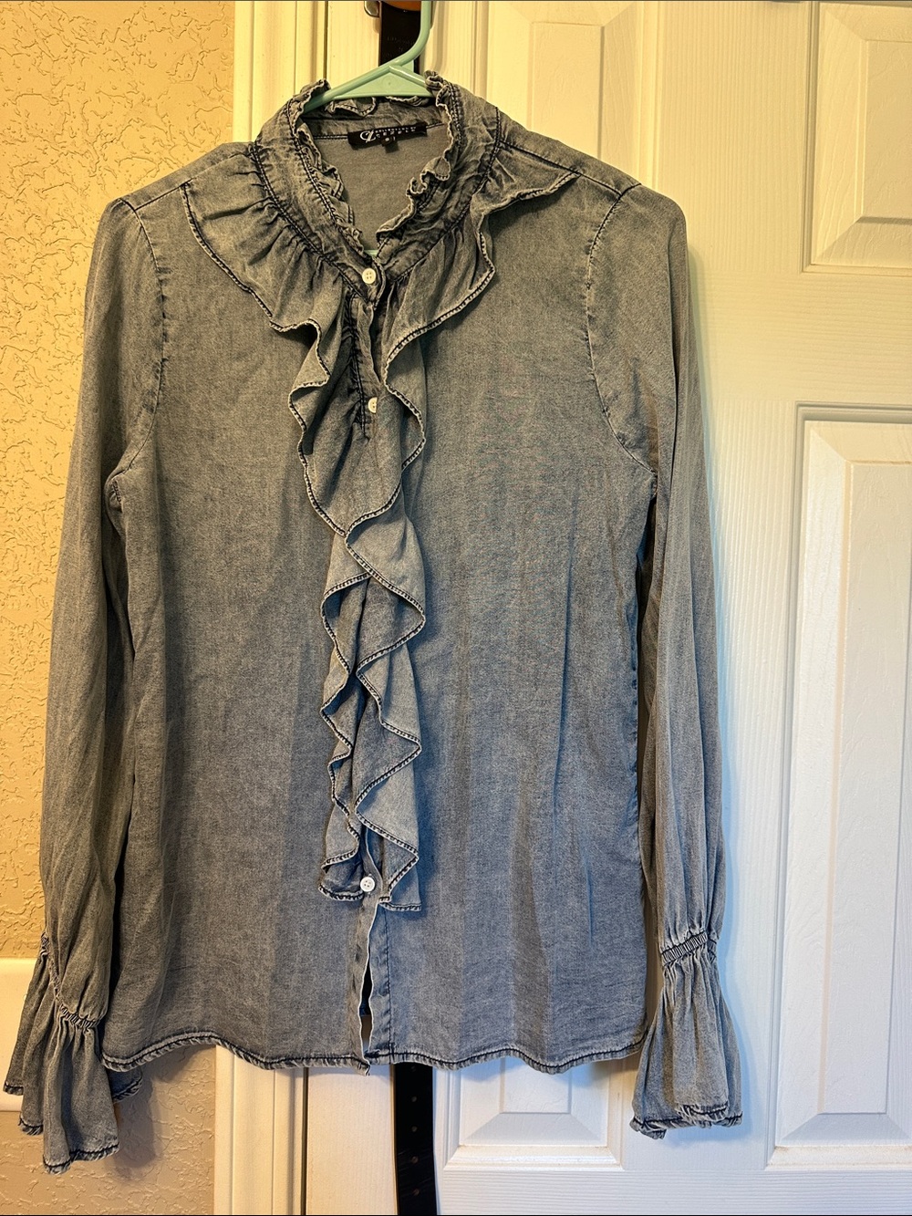 Ruffled Chambray Blouse - Grey